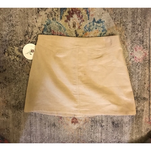 New Nectar corduroy button up skirt - Picture 3 of 3